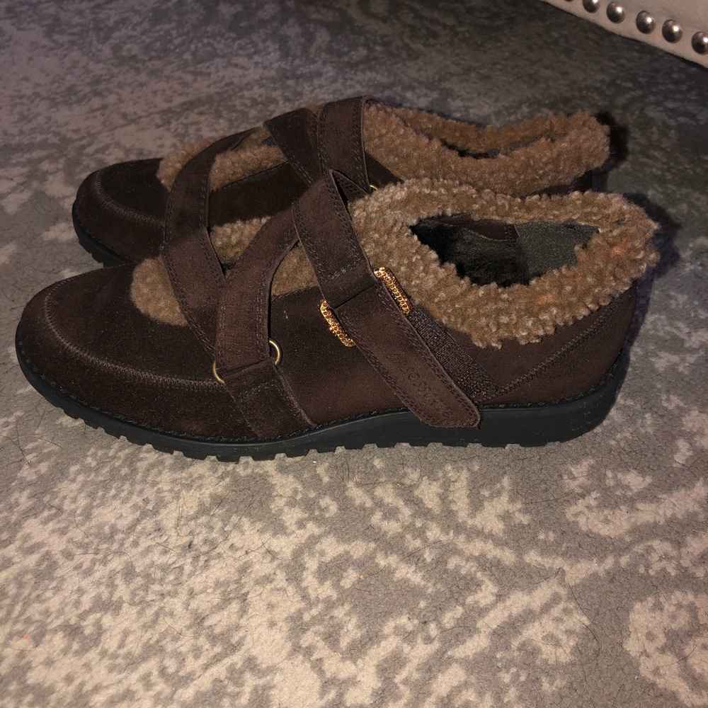 Stuart Weitzman Low Winter Boot - image 1